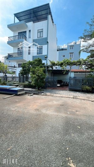 đất nền xây villa - dự án kdc gia hoà - phước long - tphcm- dt: 160m2 (10x16m) - chỉ 15,4 tỷ