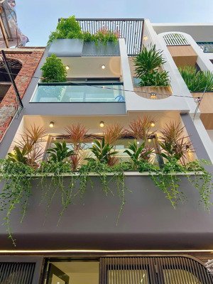 nhà ngộp giá rẻ đường võ văn tần - q3 cần ra bán nhanh giá 4.070tỷ/69,6m2. cho thuê 25tr/th