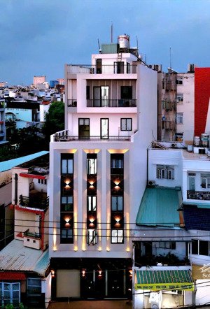 cực hiếm, tòa nhà giảm 3 tỷ - 656/ quang trung gò vấp - 8x25m - thuê 300tr/th - giá bán nhanh 48 tỷ