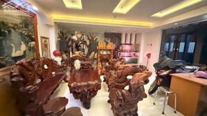 Giảm mạnh 4 tỷ nhà hẻm 1122 Quang Trung 5 lầu ngang 5.8m 90m2 có T.máy gần Emart 14 tỷ.