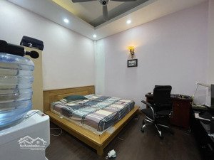 bán nhà đầm trấu - khu plo oto tránh trước nhà - tường lại khu đô thị ven sông - ở sướng 