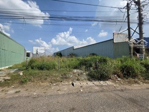 siêu phẩm mặt tiền cặp đất 10796m2. đt 741 bến cát ngang 18.4m làm kho xưởng cực đẹp