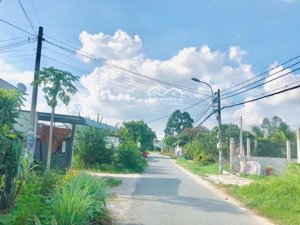 cần bán gấp lô đất thổ cư 150m2, mặt tiền đường nhựa, xã tân thông hội bớt lộc