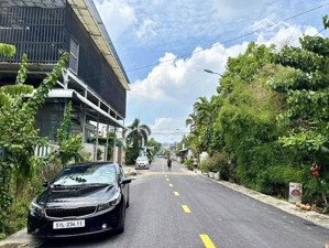 bán gấp lô đất mt đường 600tr 120m2 đ.nguyễn văn ni thị trấn củ chi