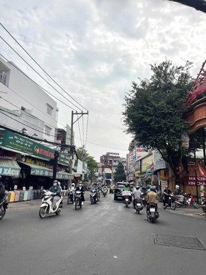 bán nhà góc 2 mặt tiền hoàng diệu 2 thủ đức ngang 10m thuê 85 triệu/tháng 20 tỷ cực hiếm nhà bán