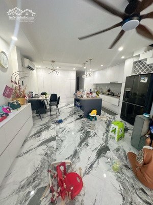 bán nhà mặt tiền lê thúc hoạch - 5x23m - đang cho thuê 40tr/th - 4 tầng nt đẹp - giá chỉ 14,5 tỷ