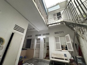 biệt thự trung tâm quận 1 - đất nở hậu đẹp - giá dưới 50 tỷ | võ thị sáu - hẻm xe hơi 6m - 205.6m2