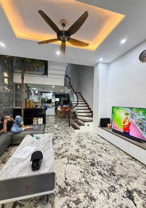 bán nhà 4 tầng đường tân thuận sát biển du lịch sơn trà phước mỹ