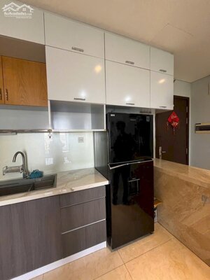 ần cho thuê căn hộ Sunrise Riverside - Nguyễn Hữu Thọ , 2PN , 2WC , giá: 13 triệu.LH: 0906611859 Thư