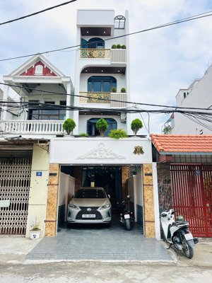 siêu phẩm 130m2 * 4 tầng xây mới mặt đường nguyễn công hoà có thang máy full nội thất