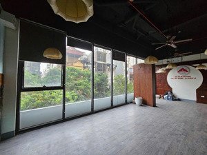 bán nhanh giá tốt - shophouse vị trí đẹp nhất kosmo - 142m2 -2 tầng - làm spa, siêu thị, showroom.