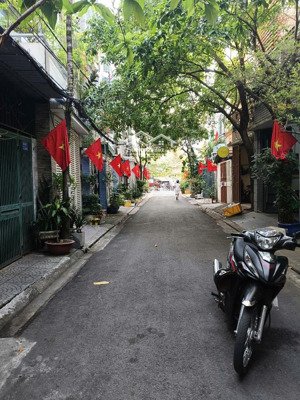 chủ ngộp cần bán gấp-nhà khu cư xá công an bùi đình túy- ngay rạch xuyên tâm - 4x15m giá 10 tỷ tl