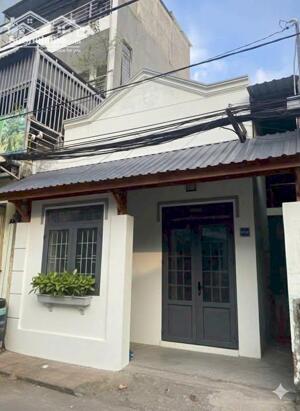 Bán nhà hẻm thông xe tải đường 339 Phước Long B, Q.9 5.5ty tl