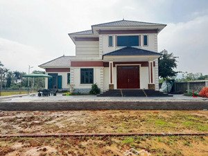 bán đất tặng biệt thư 3 tỷ, tại ngã tư lục quân, hà nội, dt hơn 400m2, chỉ hơn 10 tỷ vnd