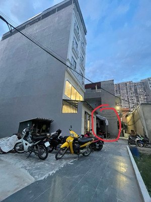 bán nhà phố an đào c trâu quỳ, cạnh kđt vinhomes, dt 85m, mặt 4,5m, giá 8,4 tỷ.