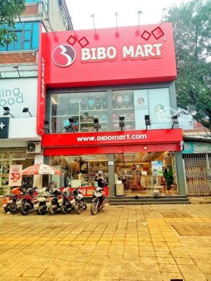 cho thuê nhà mặt phố đỗ đức dục - nam từ liêm, dt 165m2 x 3 tầng, mt 10 m, giá 120 tr, thông sàn