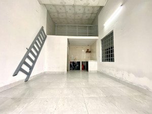 mặt bằng mặt tiền hoà minh 25 kề lô góc giao với hồ tùng mậu, trung tâm quận liên chiểu ở và kdoanh