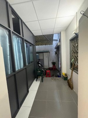 nhà 2 mặt tiền phong phú quận 8, phù hợp xây căn hộ dịch vụ