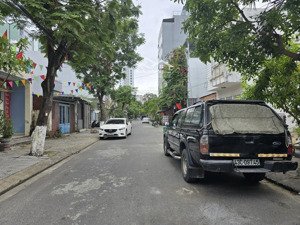 nhà chế lan viên kiệt ô tô giá trị nằm ở vị trí