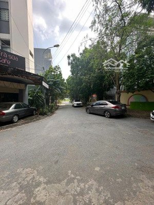 bán nhà liền kề dương nội 50m² 5 tầng giá 15,5 tỷ