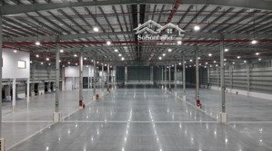 cho thuê kho tại thành phố hồ chí minh. kho cho thuê 5000m2 đến 20.000m2 dock leveler giá rẻ