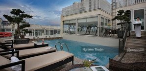 bán khách sạn 5 sao, phố cổ hoàn kiếm. 15 tầng, 80 phòng, bể bơi, hầm. doanh thu 40 tỷ/năm. giá tốt