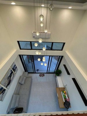 bán nhà riêng trong ngõ phố lạc long quân . dt 36m2 . mt3.8m . xây 5 tầng mới. giá chào 9.8 tỷ