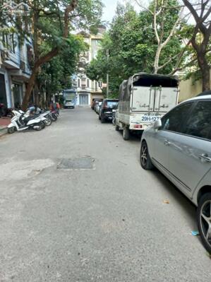 BÁN NHÀ PHÂN LÔ ĐẸP NHẤT KĐT ĐỀN LỪ, 7 TẦNG THANG MÁY, ĐƯỜNG Ô TÔ RỘNG, KINH DOANH.