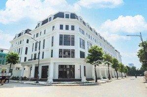 cho thuê nhà nguyên căn đã hoàn thiện làm vp tại louis hoàng mai. lh: 