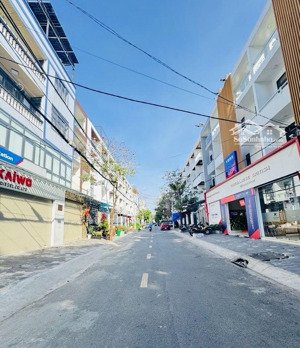 bán nhà mặt tiền tên lửa bình tân 4 tầng 80m2 chỉ 10.7 tỷ căn duy nhất rẻ nhất thị trường