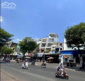 Bán nhà Lê Văn Sỹ quận 3, 75m2, 3 tầng, hợp đồng thuê 40tr/tháng, giá 32,5 tỷ