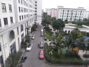 Bán chung cư Ecocity Việt Hưng-Long Biên-73m 2n2wc tầng trung-full đồ-sẵn sổ đỏ-giá bán 5.45 tỷ (thương lượng)