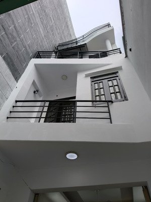 bán nhà mặt phố 220 nguyễn văn đậu,3,6x32 3 tầng 18,5 tỷ, 102m2, 5pn, 4wc, bình thạnh, hcm