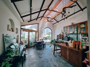 bán nhà đẹp 3 tầng mặt tiền phố nguyễn chí thanh - trung tâm sầm uất có dòng tiền cho thuê hấp dẫn