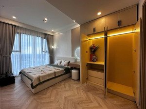 cho thuê căn 2pn full nội thất cao cấp như hình . giá : 14tr/ tháng. lh : 