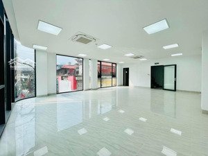 chính chủ cho thuê văn phòng tại nguyễn tuân, 11 triệu, 75 m2, hot!