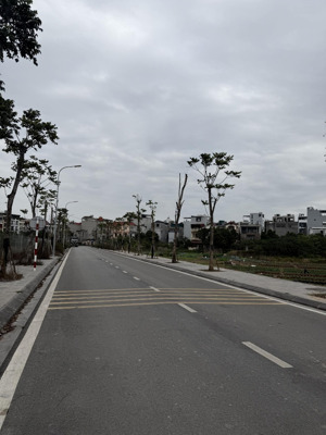 bán đất gần aeon mall, 2 mặt tiền, ô tô 7 chỗ, 70m2, mặt tiền 4m, giá nhỉnh 11 tỷ.