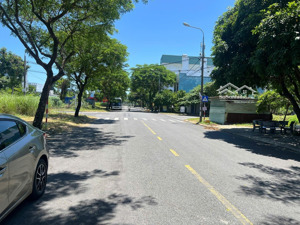 bán lô đất biển đẹp đường 10,5m bùi quốc khái gần nam kỳ khởi nghĩa, ngay các dự án căn hộ cao cấp