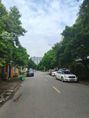 biệt thự full nội thất cho thuê