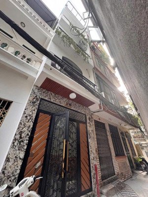 bán nhà siêu đẹp phố lương khánh thiện - ôtô tránh 10m vừa ở vừa cho thuê - ngõ nông thông