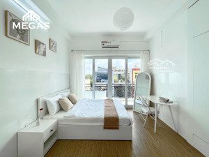 cho thuê phòng full nội thất, ban công gía tốt tại trương văn bang, quận 2