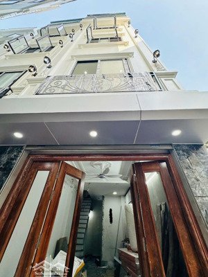 nhà 6 tầng mới - xuân đỉnh - full nội thất