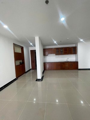 [cần bán] chung cư gia việt 150m2 3pn 3wc - đã có sổ / bán nhà trống - giá bán 6,800 tỷ