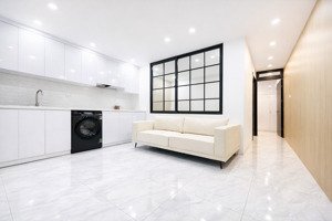 bán căn hộ tầng 1 quận hai bà trưng - 50m2 - 2 ngủ wc khép kín - sổ đỏ chính chủ