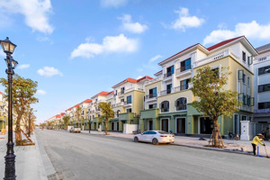 shophouse xẻ khe san hô, 112m² giá 17.033 tỷ đường thông 20m từ đại lộ san hô vào chung cư & hồ