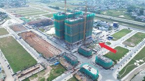 chính chủ bán lô do5.17 áp góc 137,5m2 đường 20,5m2 trực diện chung cư yên bình giá 3,6 tỷ