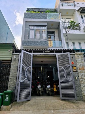 bán nhà lò lu, 68m2, 1 trệt 2 lầu, 4pn, hẻm 6m thông, kiên cố, mới, đẹp, vị trí vàng