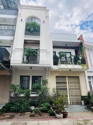 cho thuê nhà trệt 2 lầu mới 100% vị trí đẹp kdc hưng phú, cần thơ | giá 16 triệu/tháng