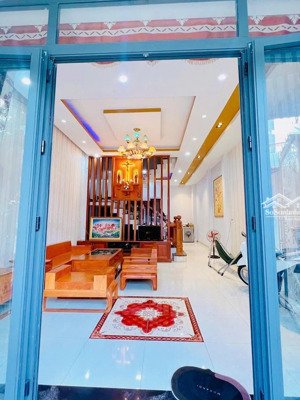 nhà một đời chủ 57m2 ngang 4m trệt lầu, hoàn công gần lê văn việt thuận tiện di chuyển ga metro