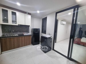 chính chủ cho thuê căn hộ 1 ngủ 1 khách phố hồng tiến kéo dài máy giặt riêng giá 6 triệu:0916393862